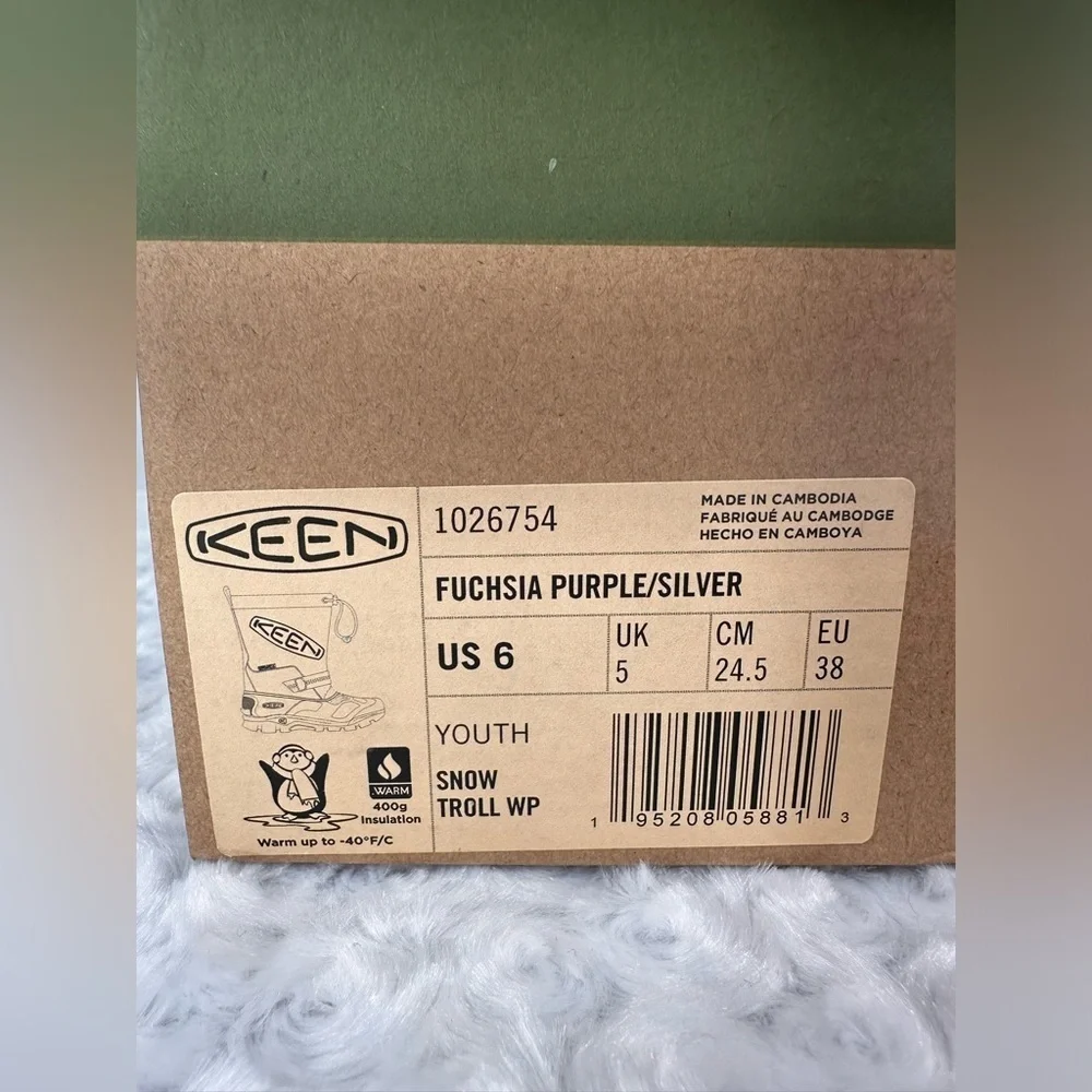 NIB KEEN Youth Pink Waterproof Snow Boots